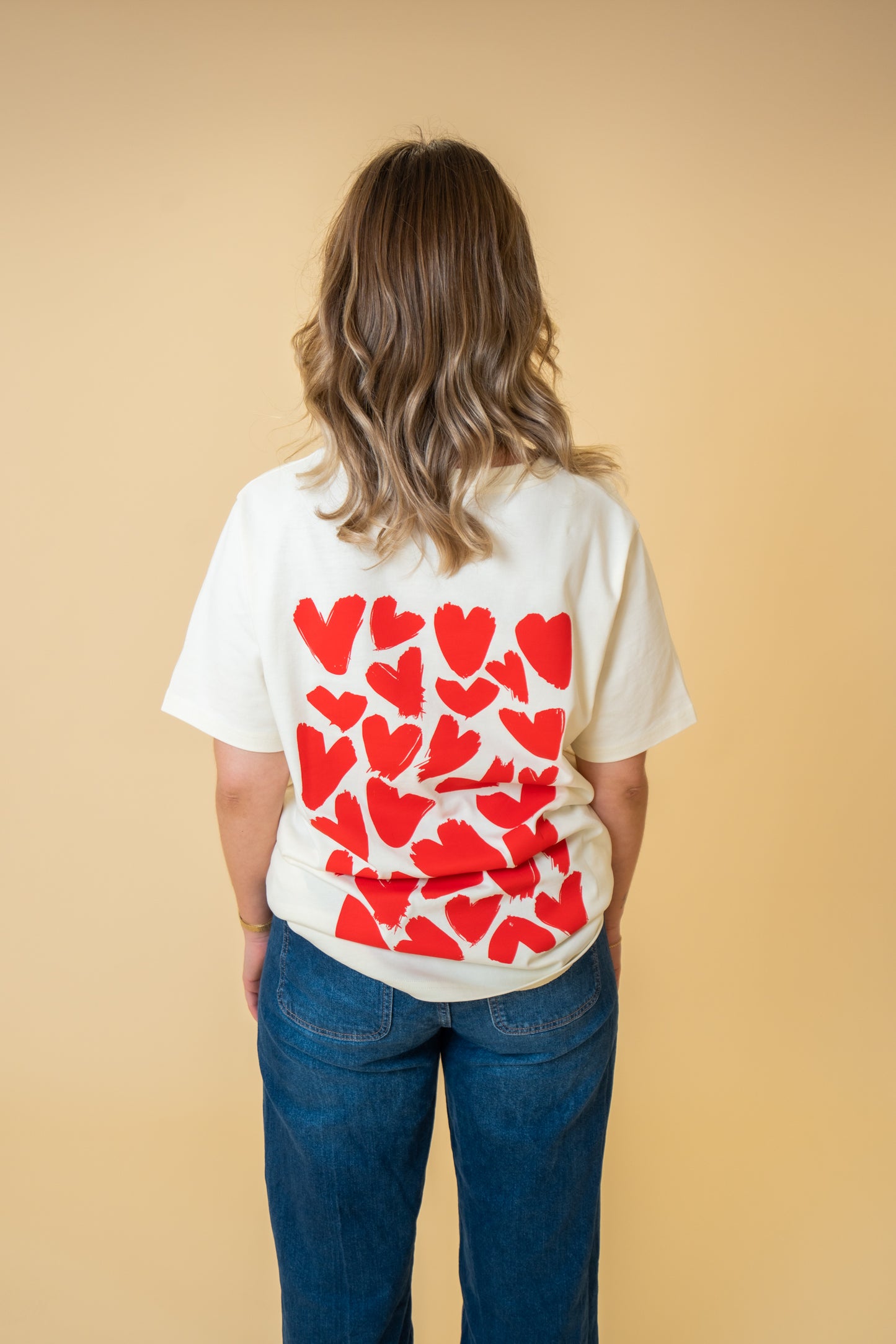 T-shirt RAZKA LOVE BEIGE – Édition Été 2025