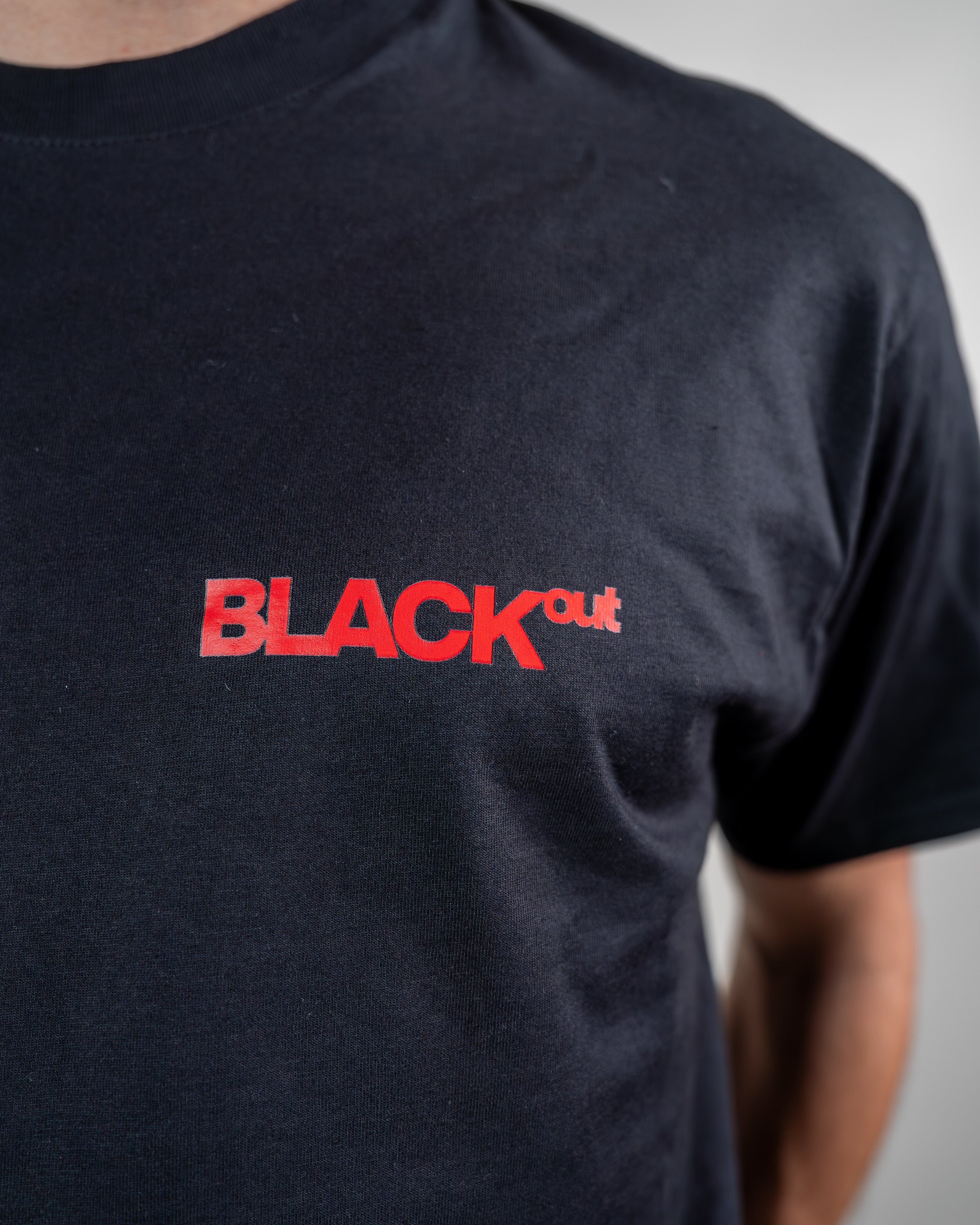 Collaboration « serveurs » BLACK OUT x RAZKA